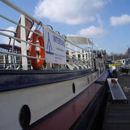 Intersail Hostel - Avontuur Amsterdam Bagian luar foto